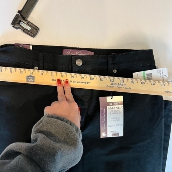 Gloria Vanderbilt Jeans Women's size 8 Black Amanda Classic High Rise Tapered - Picture 5 of 10